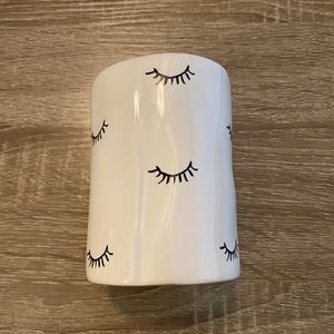Rae Dunn by Magenta Ceramic Eyelash Mascara Holder
